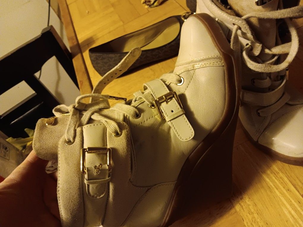 Micheal Kors Wedges