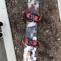 157 cm Burton Snowboard With Lamar Bindings 