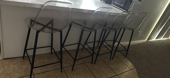 Chairs Clear Bar