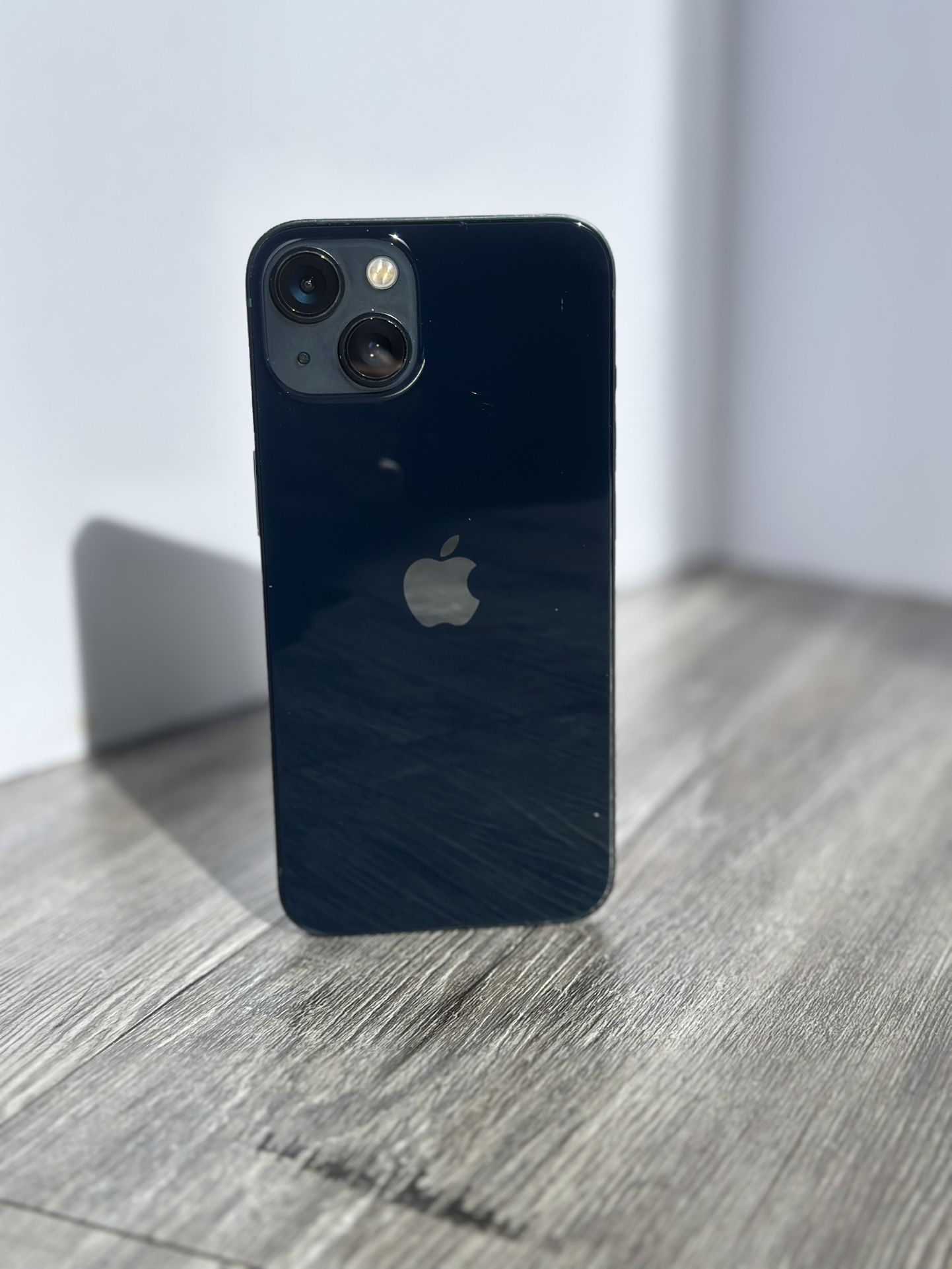 🎁 iPhone 13 – 128GB (Midnight) – Unlocked – 98% Battery Health 🎁