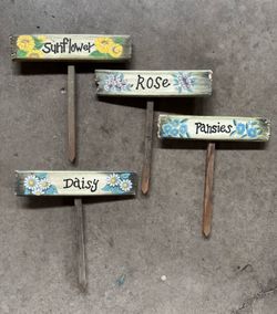 Garden stake decor