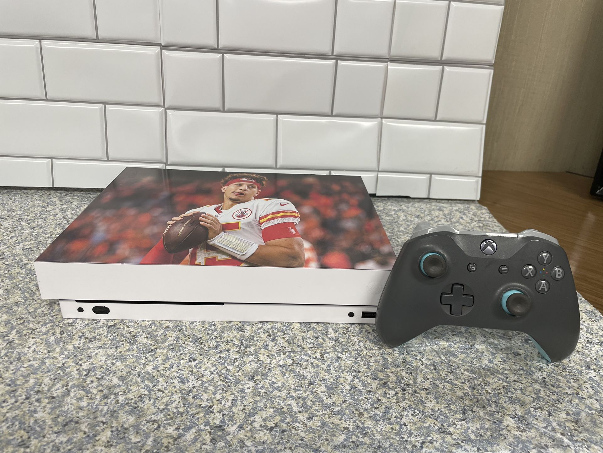 Xbox One X 1tb no offers or trades please!!