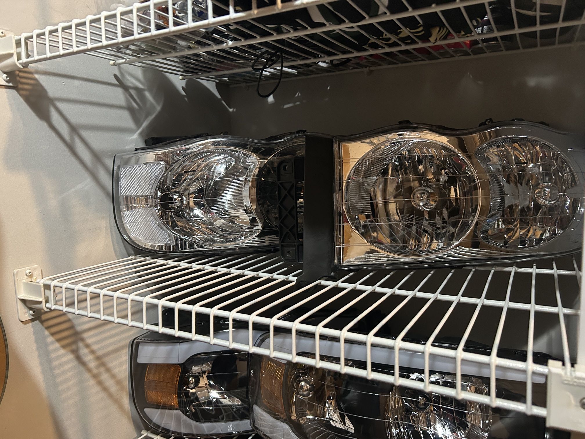 RAM 1500 Headlights