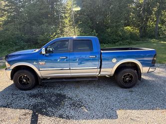 Ram 2500 Heavy Duty Crew Cab Pickup Truck