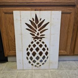 Pineapple Wooden Sign 