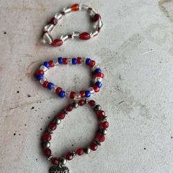 Bracelet Set  1 dlrs 
