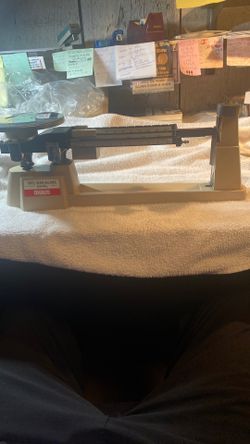Ohaus 2610 g Scale