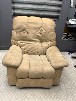 Oversized Rocker Recliner – 42” Wide – $40