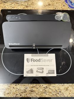 FoodSaver VS3000 Vacuum Sealer – Excellent Condition