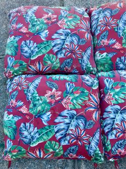 4 Outdoor Thick Seat Cushions/Pillows