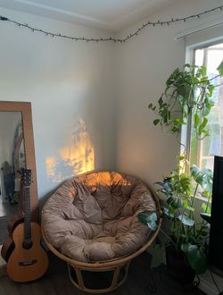 Papasan chair