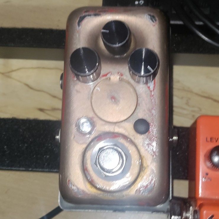Fuzz Face Guitar Pedal