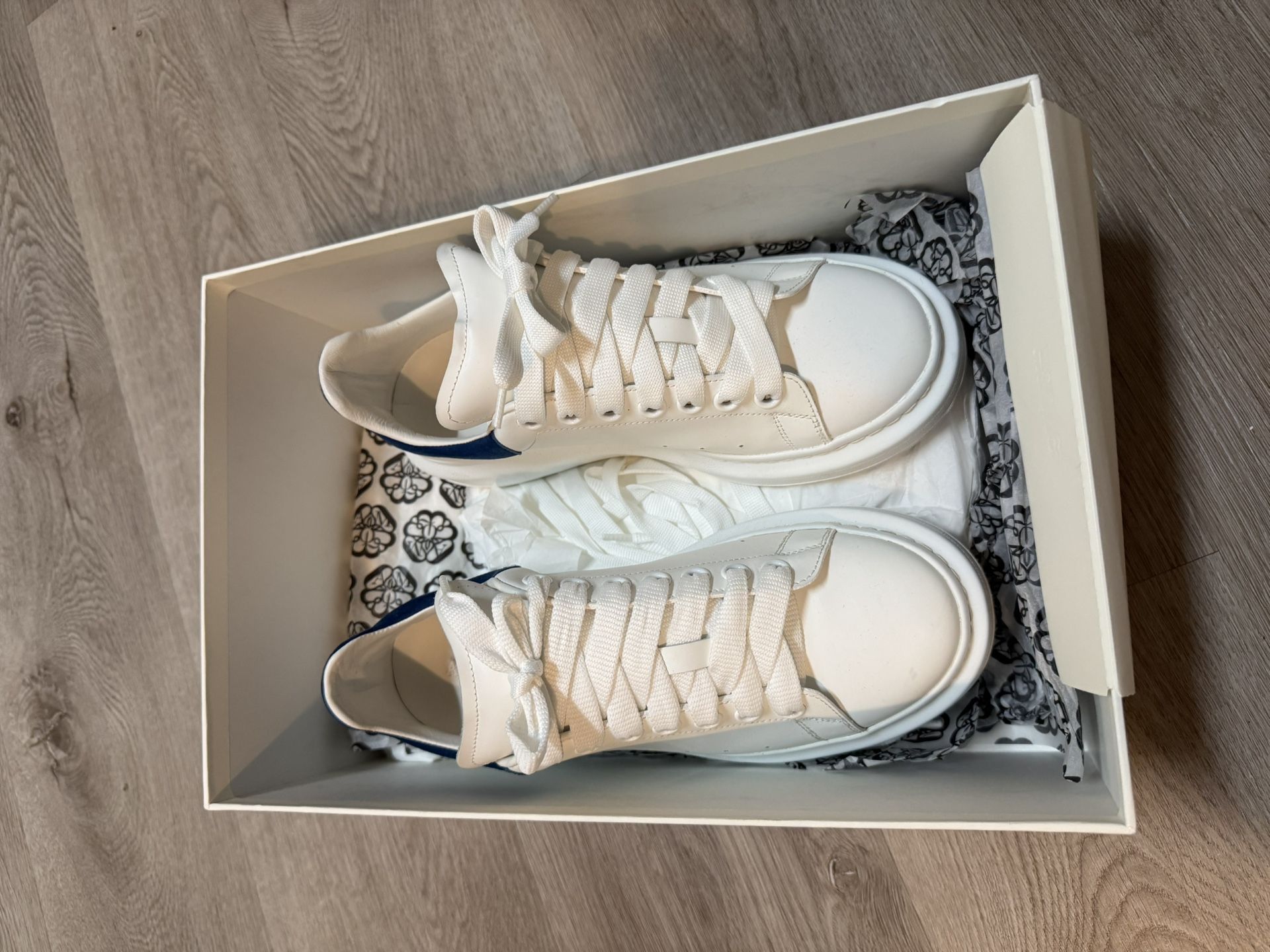 Alexander McQueen (Sneaker)