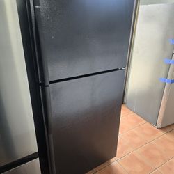 Kenmore Refrigerator With Icemaker 