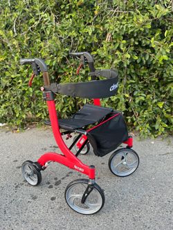 Adult walker