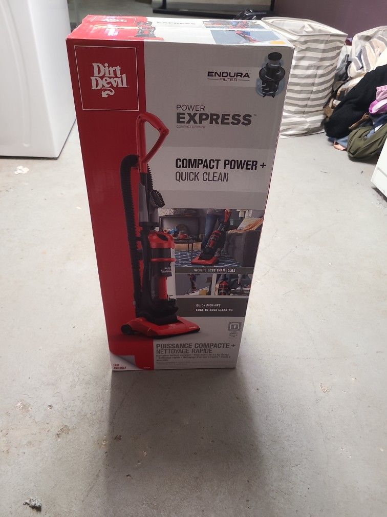 Dirt Devil Vacuum Cleaner