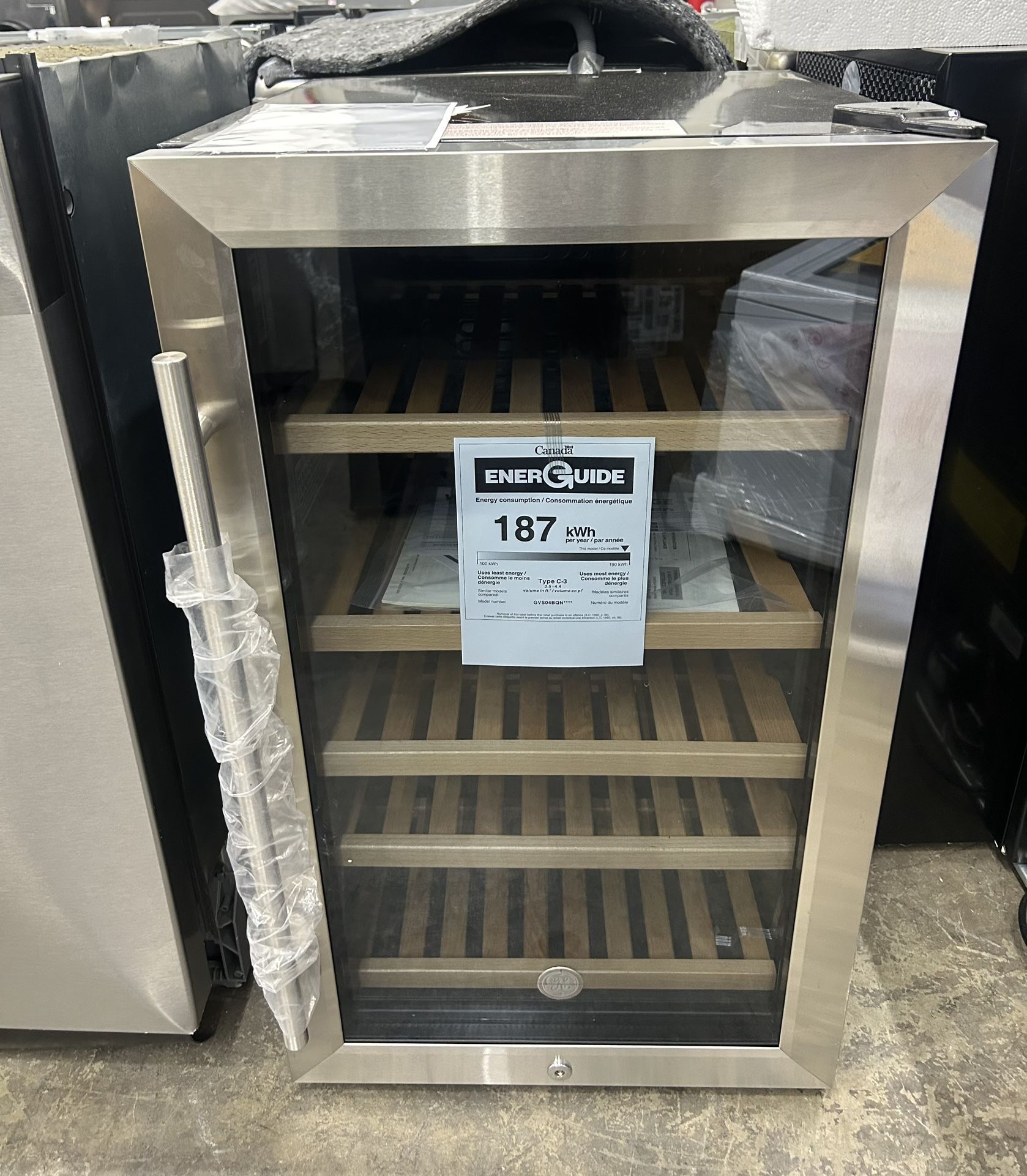 GE 31-Bottle Beverage Cooler