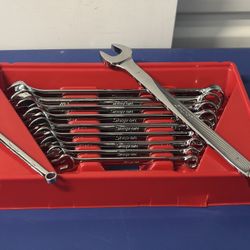 Snap-on Tools 11 pc 12-Point SAE Flank Drive® Combination Wrench Set (3/8-1")