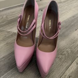 Andrea Wazen Pink Pumps 