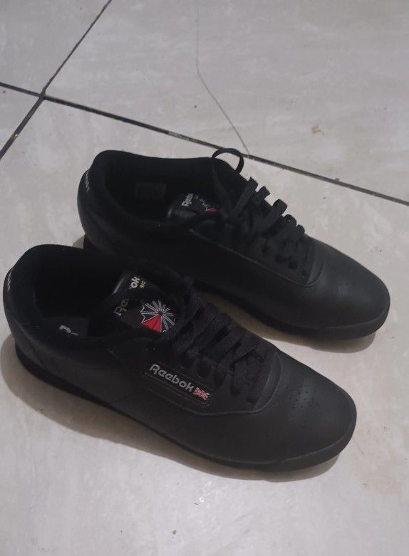 Reebok Classics Sneakers