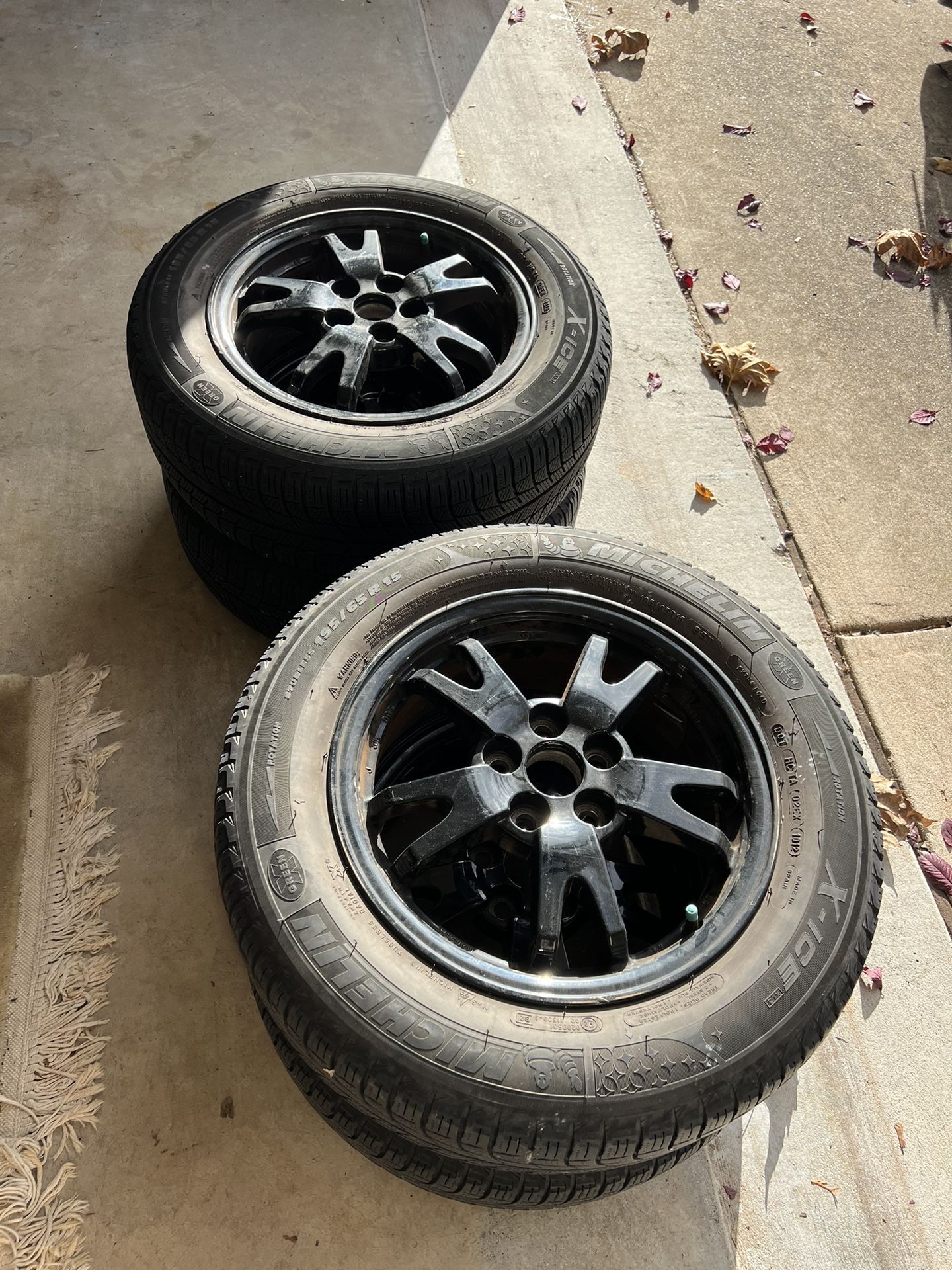 Prius winter Snow Tires Michelin XIce 195/65/15 for Sale in Ashburn