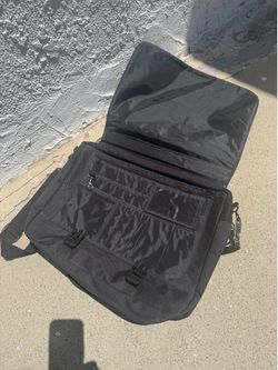 Sturdy messenger bag