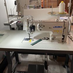 Juki DNU-1451S Industrial Seeing Machine w Walking Foot