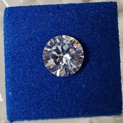 6mm 1 CT Loose AAA Brilliant White Simulated Diamond Like VVS1 Excellent Round Cut Gemstone CZ. This 6mm loose gemstone is a brilliant cut cubic zirco