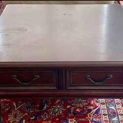 Bernhardt cocktail and end Table For Sale!