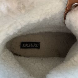 DKSUKO Boots, Size 9