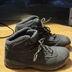 Columbia’s Hiking Boots Size 11
