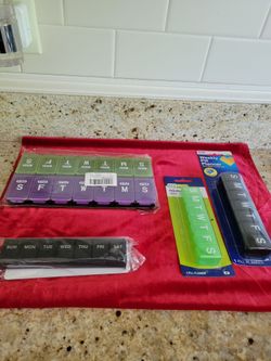 4 New  Pill Planners (Medisets)