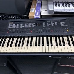 Yamaha Keyboard 