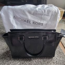 Michael Kors Purse