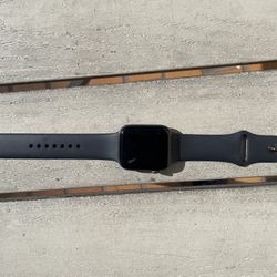 Apple Watch SE 