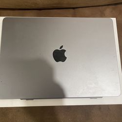 13.6 inch MacBook Air with M2 chip 2022