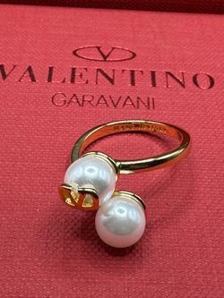 Valentino V Logo  Ring Size 8