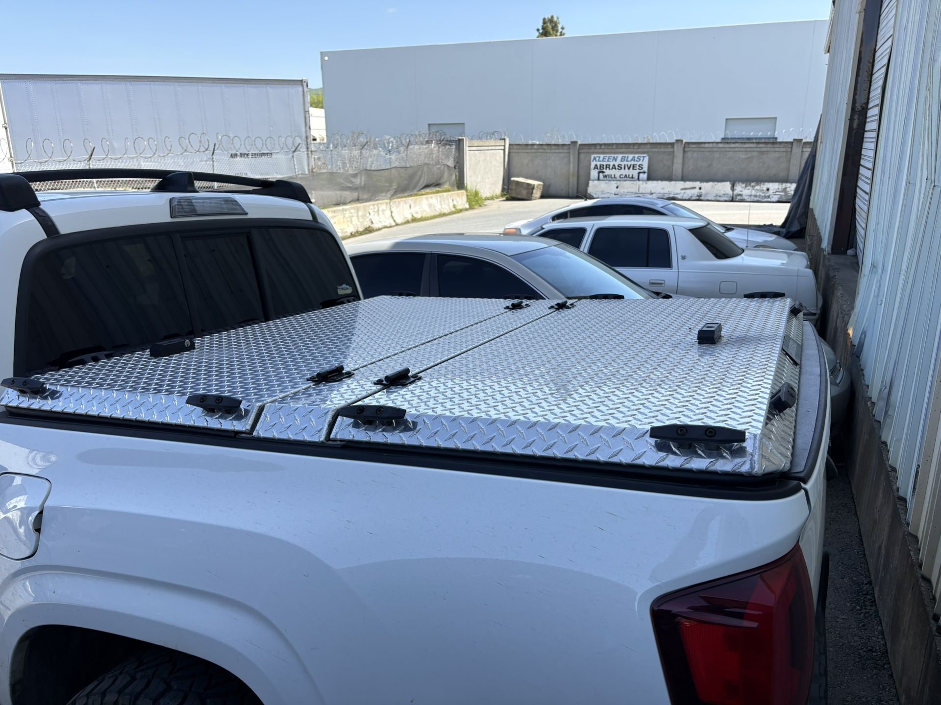 5ft Diamondback Truck Bed Cover With Weather Strip