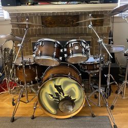  Pdp by DW Maple Drum Set w/PDP Hardware (Cymbals are separate)