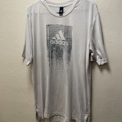 Adidas shirt xl