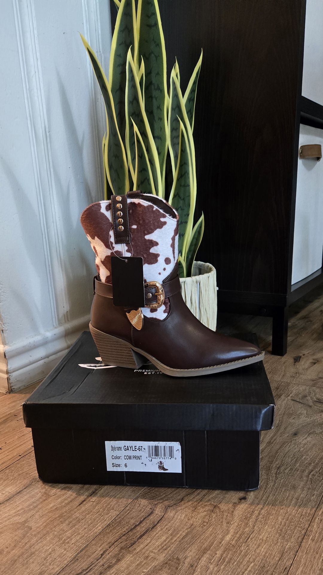 Seven7 Brand Cowboy Boots