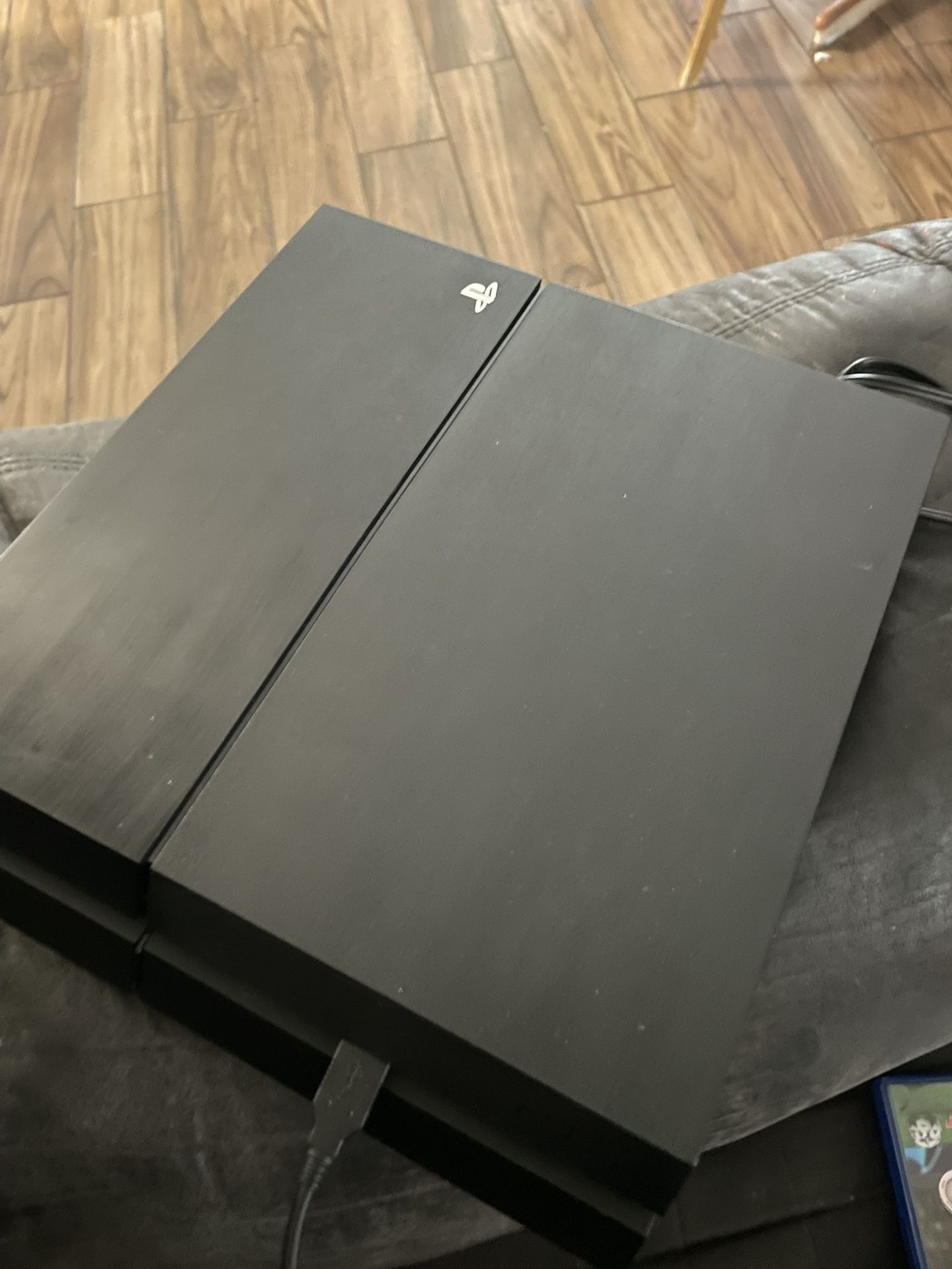PS4