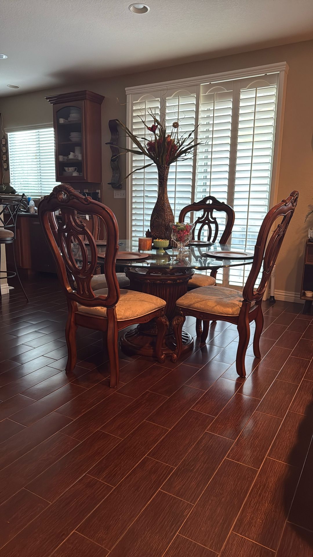 Dining Set For 4