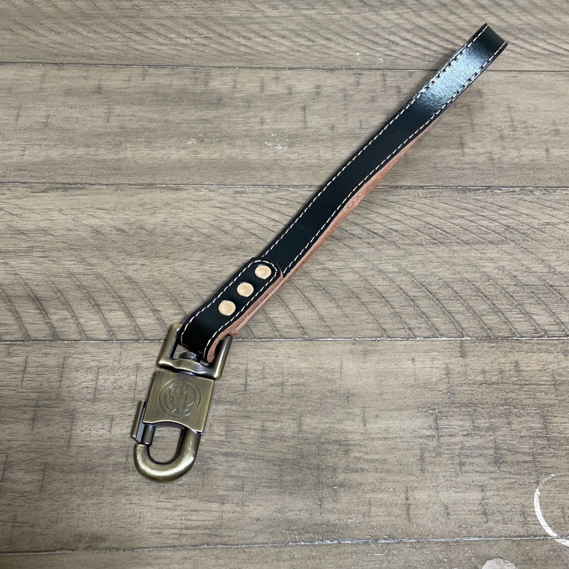 Short Leather Dog Leash