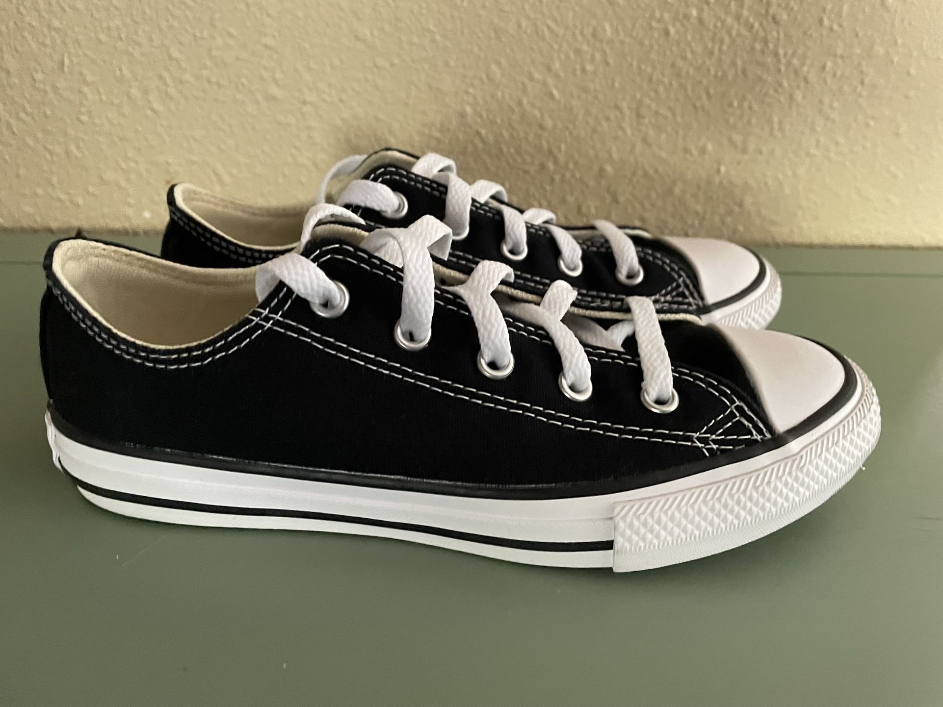 Converse Chuck Taylor All Stars, little kid size 2