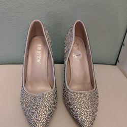 David's Bridal High Heels. Women's Size 6. 