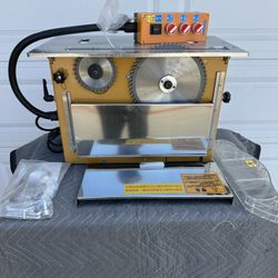 Table Saw With Dual Blade