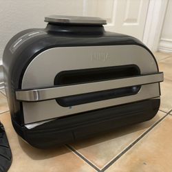 Ninja Foodie Electric Grill and Air Frier