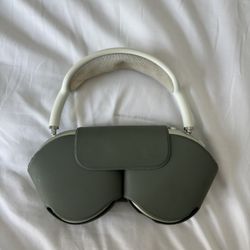 AirPod Pro Max 