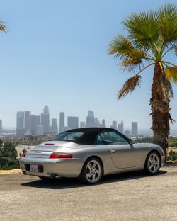 Porsche 911 carerra